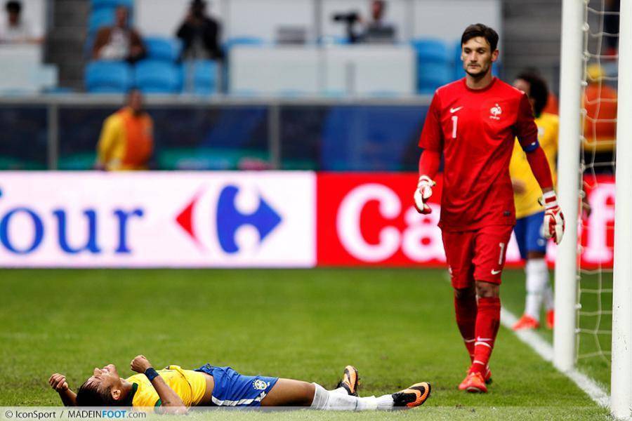 Lloris trop fort pour Neymar...