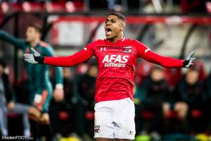 Myron Boadu sous les couleurs de l'AZ Alkmaar