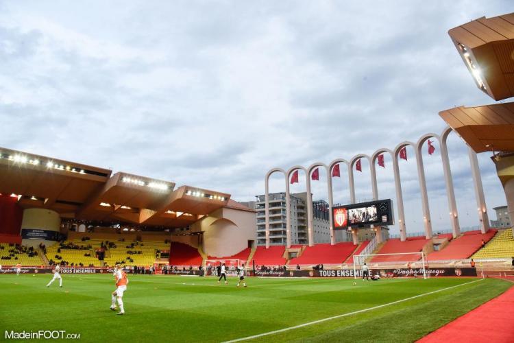 AS Monaco - Louis-II vieillissant, le Prince Albert répond aux demandes des supporters