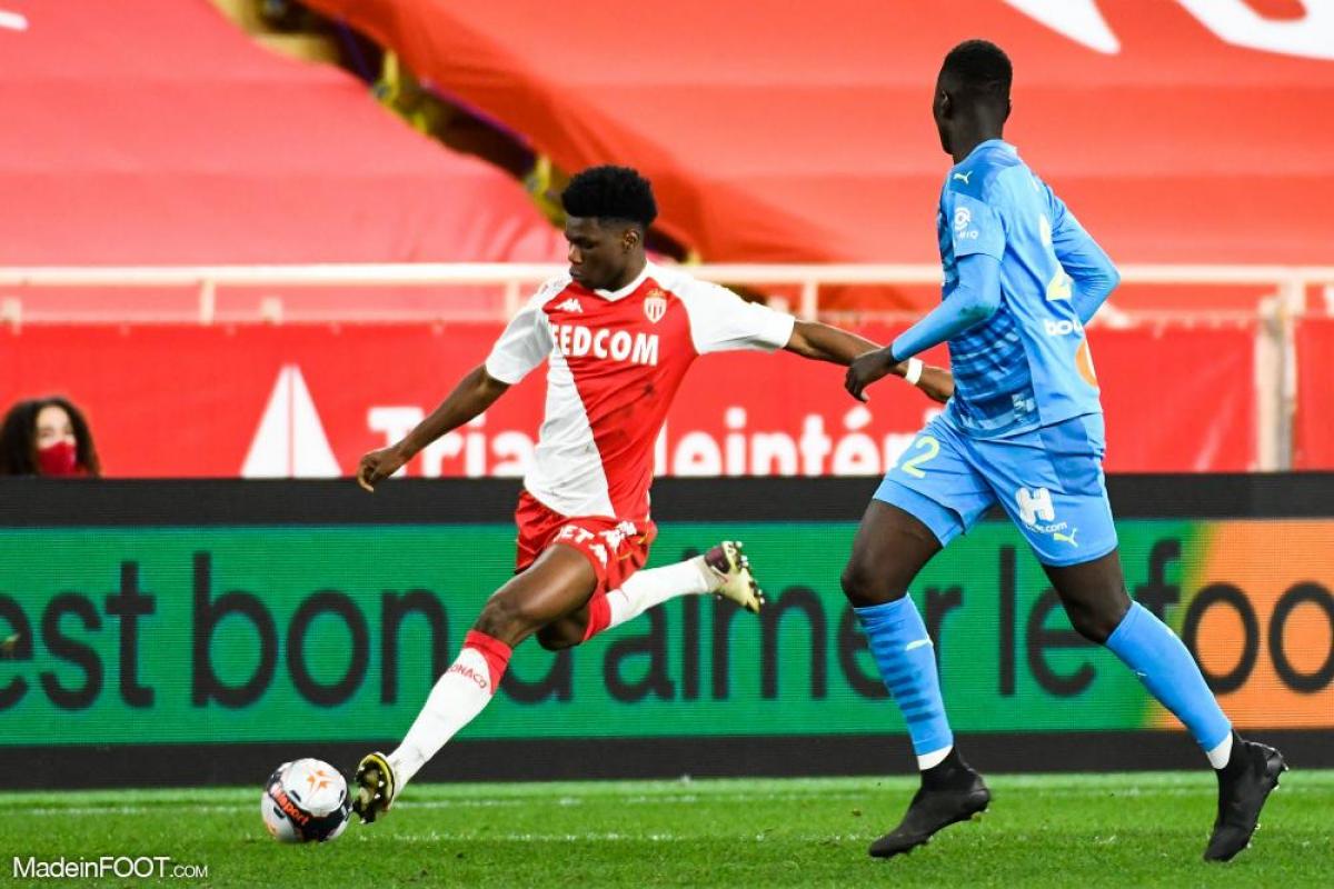 Aurélien Tchouaméni, le milieu de terrain de l'AS Monaco et de l'équipe de France.