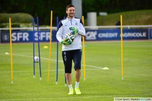 Hugo Lloris trouve Thomas Lemar très mature.
