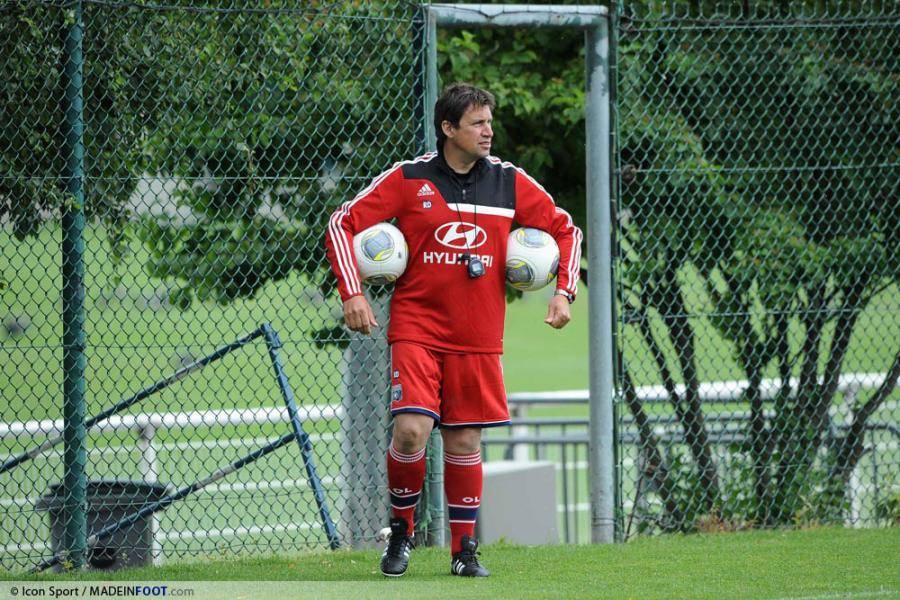 Actuellement à Metz, Robert Duverne a aussi été le préparateur physique de l'Olympique Lyonnais et de l'équipe de France