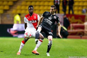 Le prêt Elderson Echiejile (AS Monaco) au Sporting Gijon va rapporter 1 millions d'euros à son club.