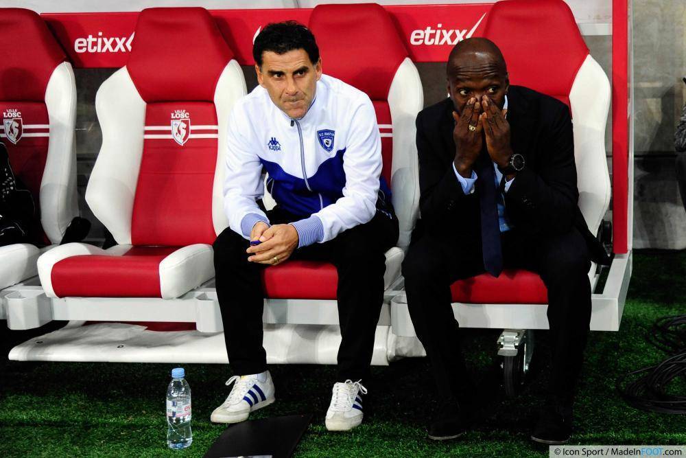 L'actualité footballistique de ce lundi après-midi 3 Novembre 2014 a été marquée par l'éviction de Makelele de son poste d'entraîneur du Sporting Club de Bastia