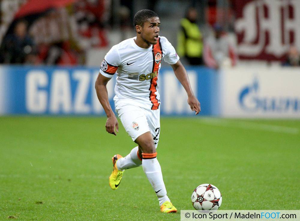 Douglas Costa est dans le viseur des Blaugranas !