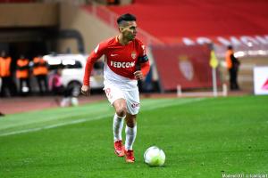 Milan envisagerait un échangé André Silva-Falcao