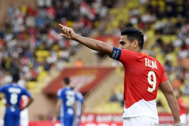 AS Monaco - Un ancien de la Ligue 1 fait l'éloge et félicite Pierre-Emerick Aubameyang !