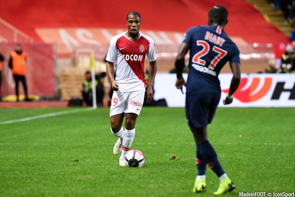 Djibril Sidibé signe à Everton