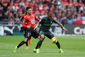 Djibril Sidibé, le défenseur latéral polyvalent de l'AS Monaco.