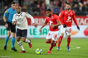Samuel Grandsir avec Brest cette saison.