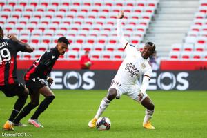 Hicham Boudaoui, le milieu de terrain de l'OGC Nice.