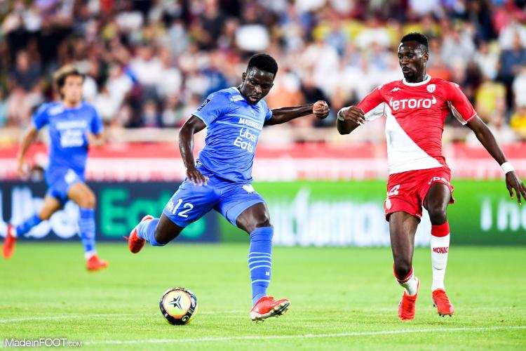 Mercato - L'AS Monaco s'offre une solution à moindre coût pour remplacer Benoît Badiashile