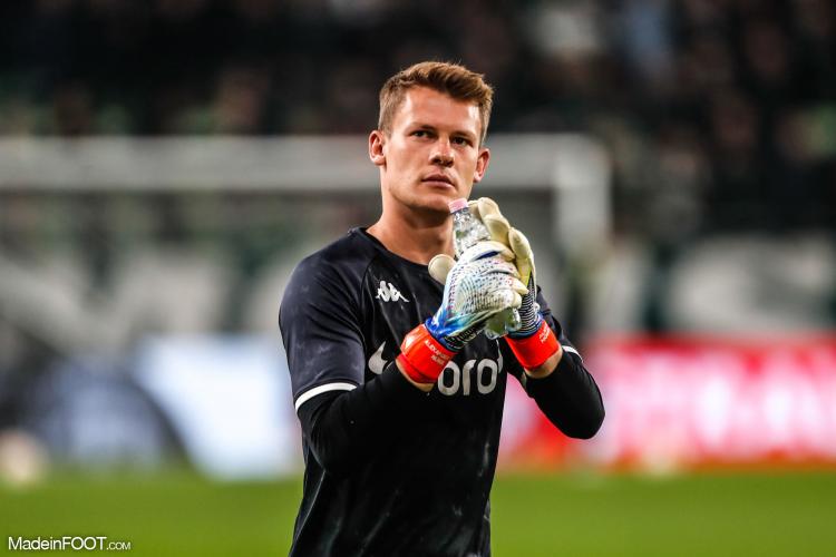 Mercato - L'AS Monaco a tranché pour Alexander Nübel et Malang Sarr (officiel)