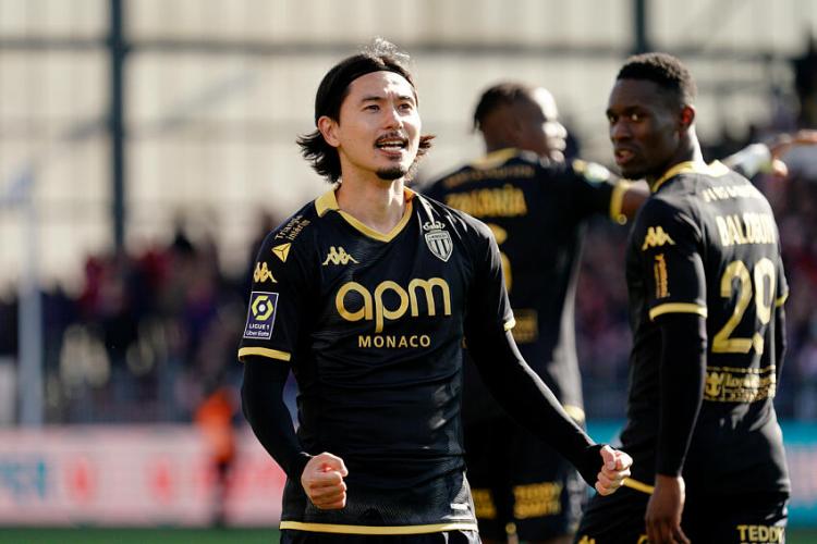 Japon - Takumi Minamino buteur, le Japon l'emporte contre le Ghana de Mohammed Salisu