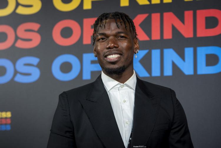 Buzz - Paul Pogba au cœur d'une séquence complètement folle avec Zlatan Ibrahimovic et une légende de MMA (vidéo)