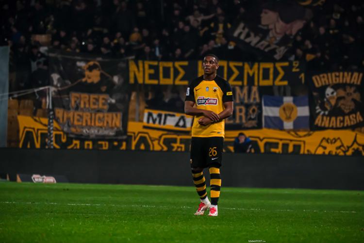 Anciens - Anthony Martial signe au Mexique (officiel)