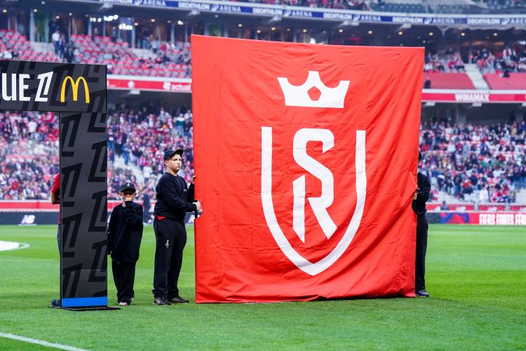 Mercato - Ciblé par l'AS Monaco, cette jeune pépite rempile au Stade de Reims (officiel)