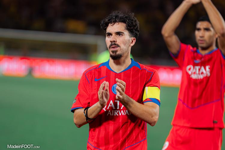 AS Monaco - Philipp Köhn chaleureusement félicité par Vitinha malgré la défaite face au PSG